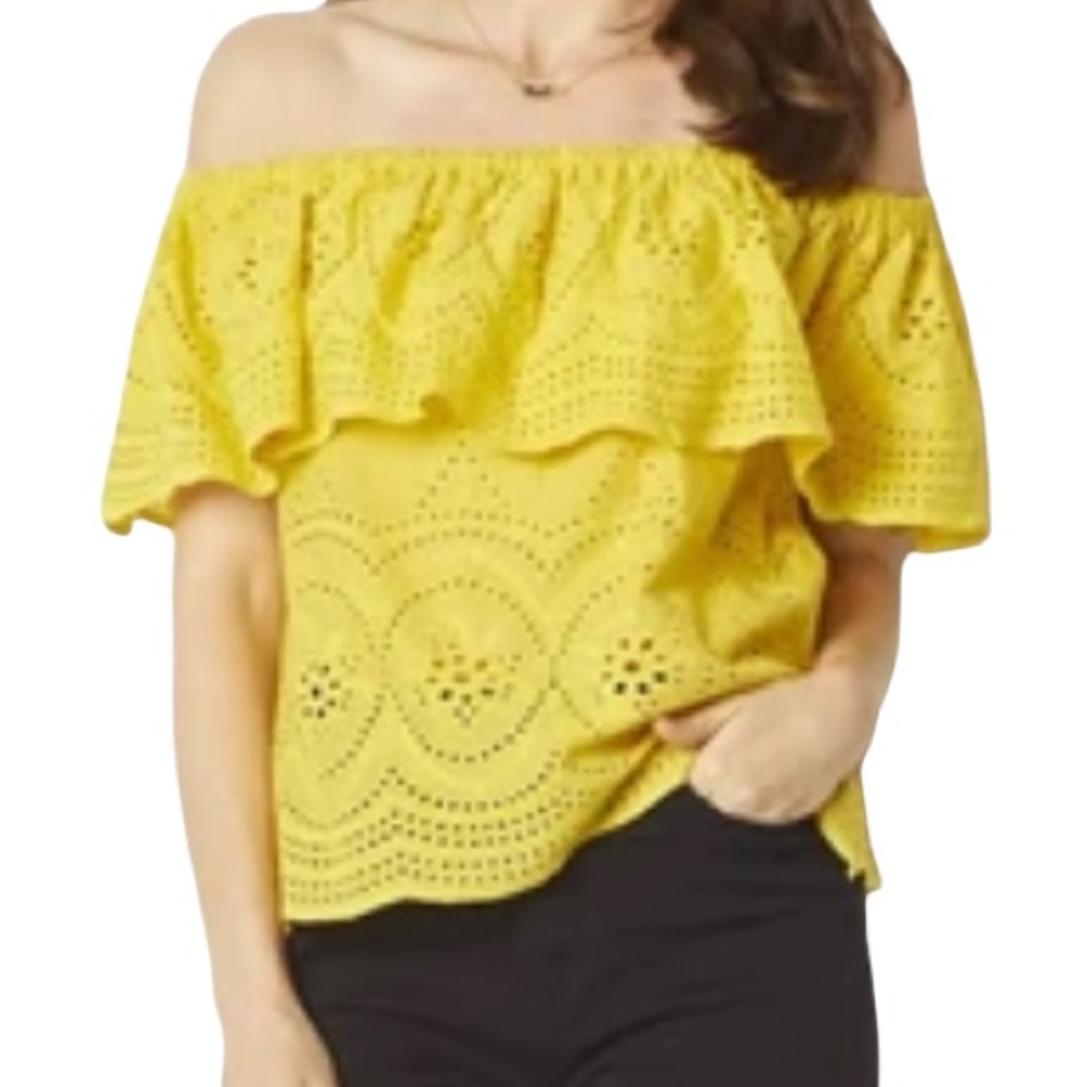 Cupcakes & Cashmere "Davy" Off the Shoulder Top in Honey S